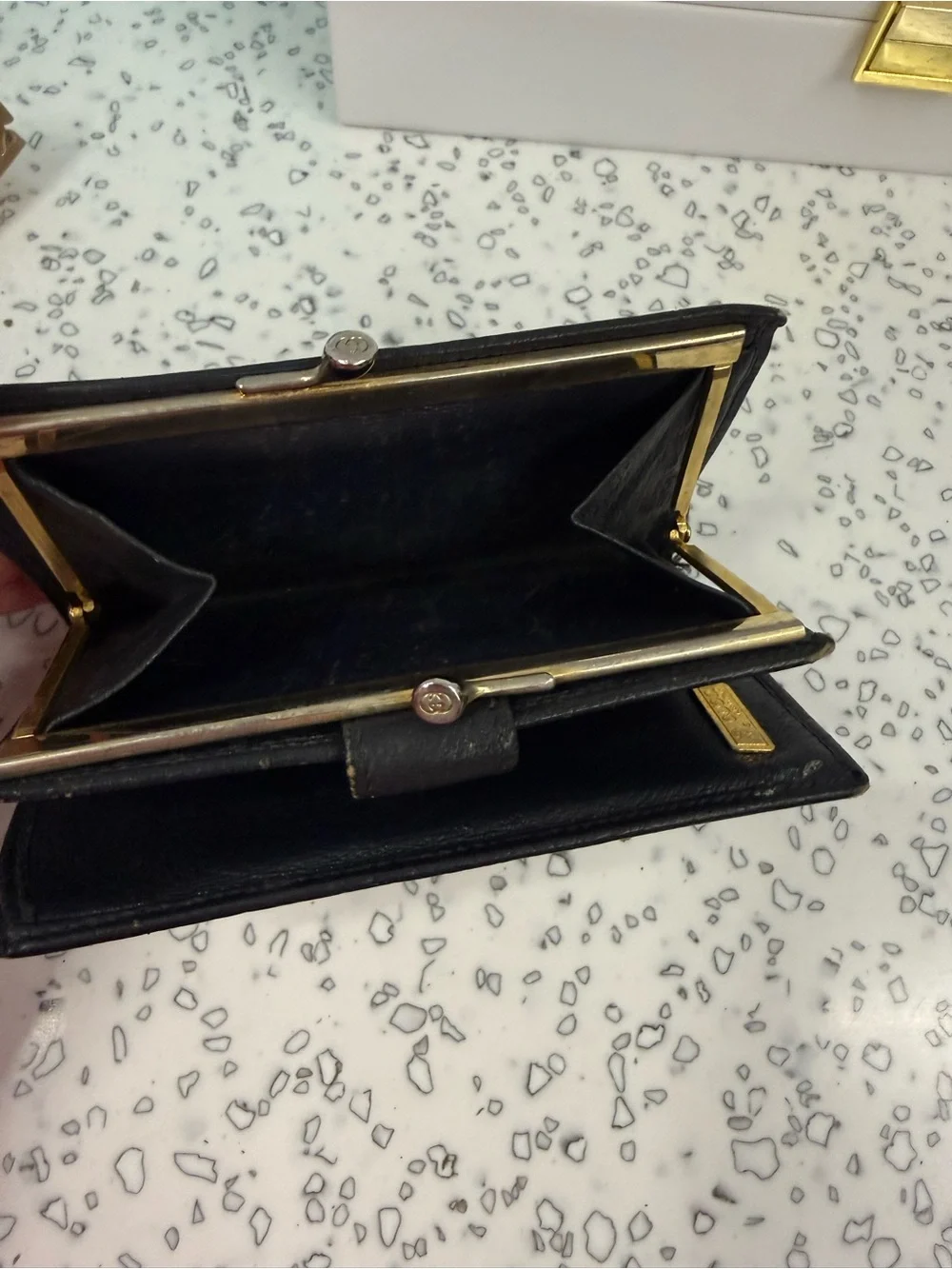 Gucci Beige GG Canvas Wallet with Navy Leather Trim and Gold GG - Picture 8 of 10